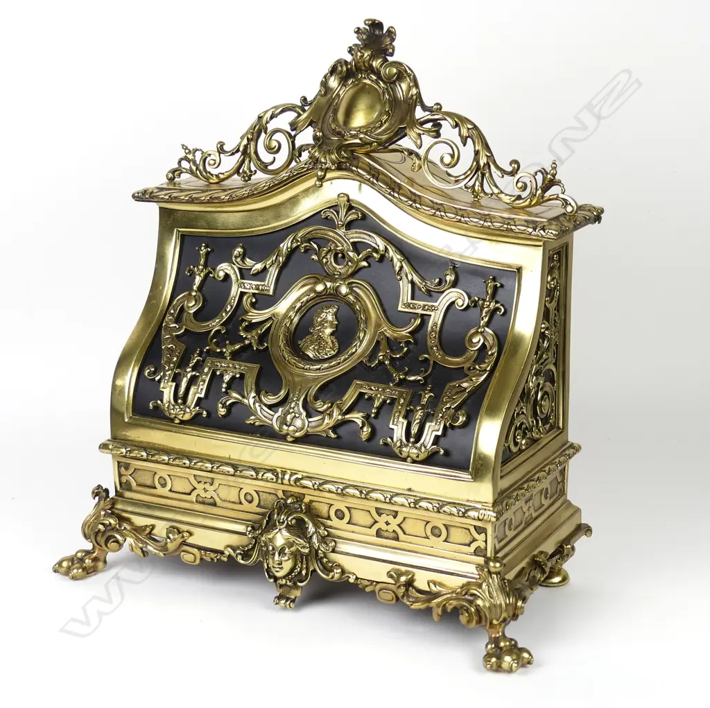An exuberant Louis XIV style brass stationery compendium Image 1++