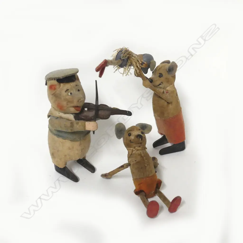 Three Schuco clockwork toys Image 1++