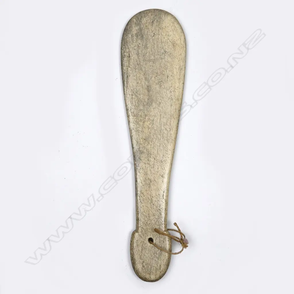 A patu paraoa (whalebone club) Image 1++
