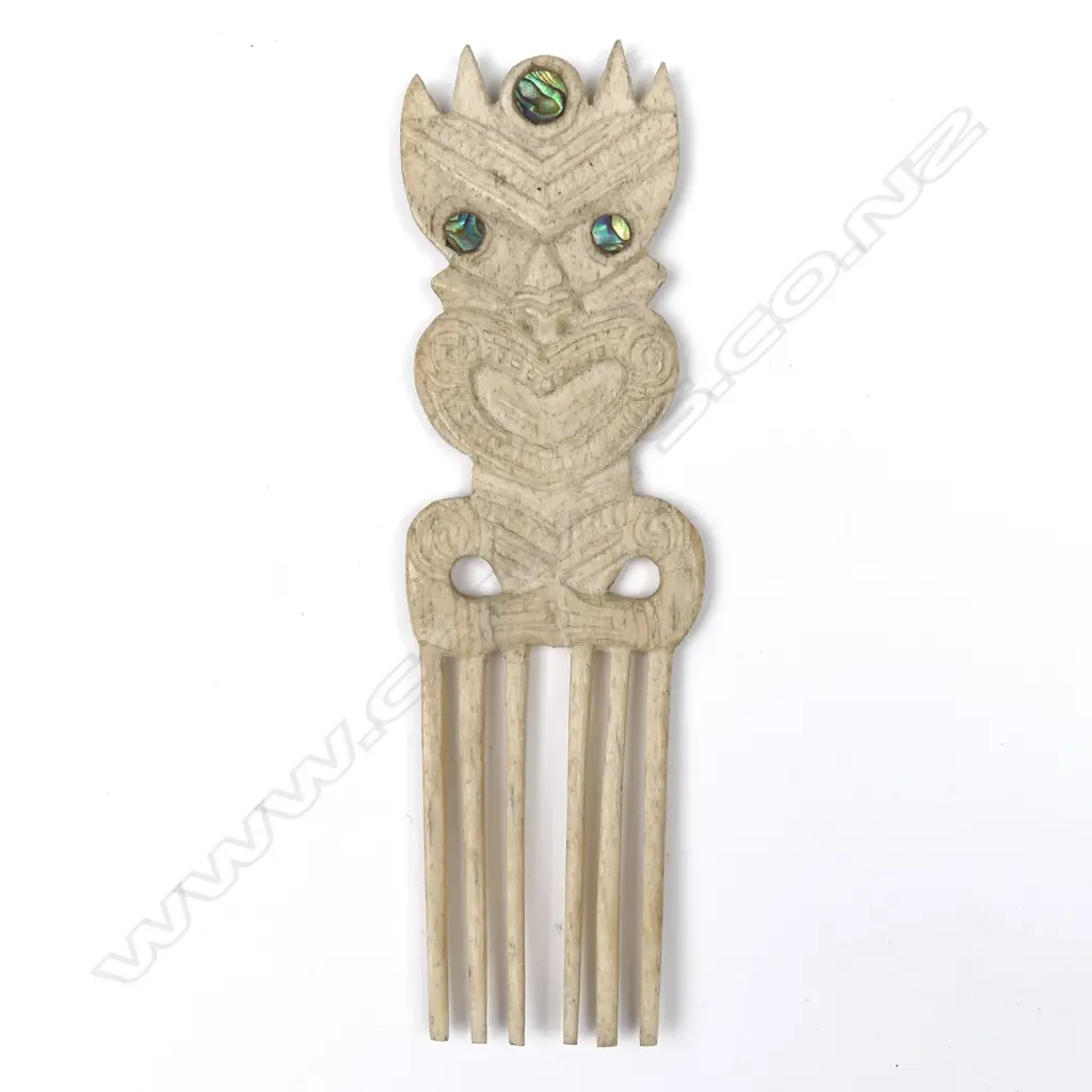 A 19thC whalebone heru (hair comb) Image 1++