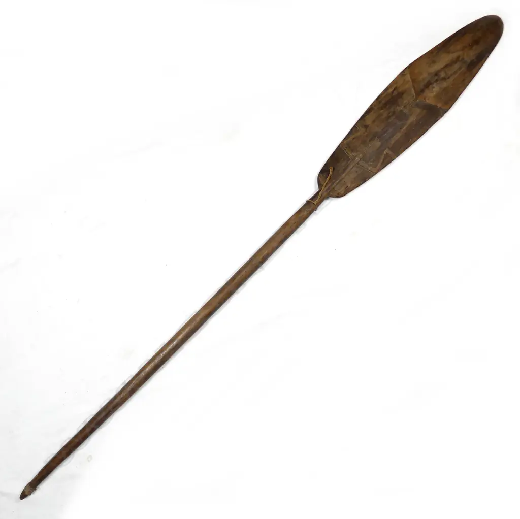 A New Guinea canoe paddle Image 1++