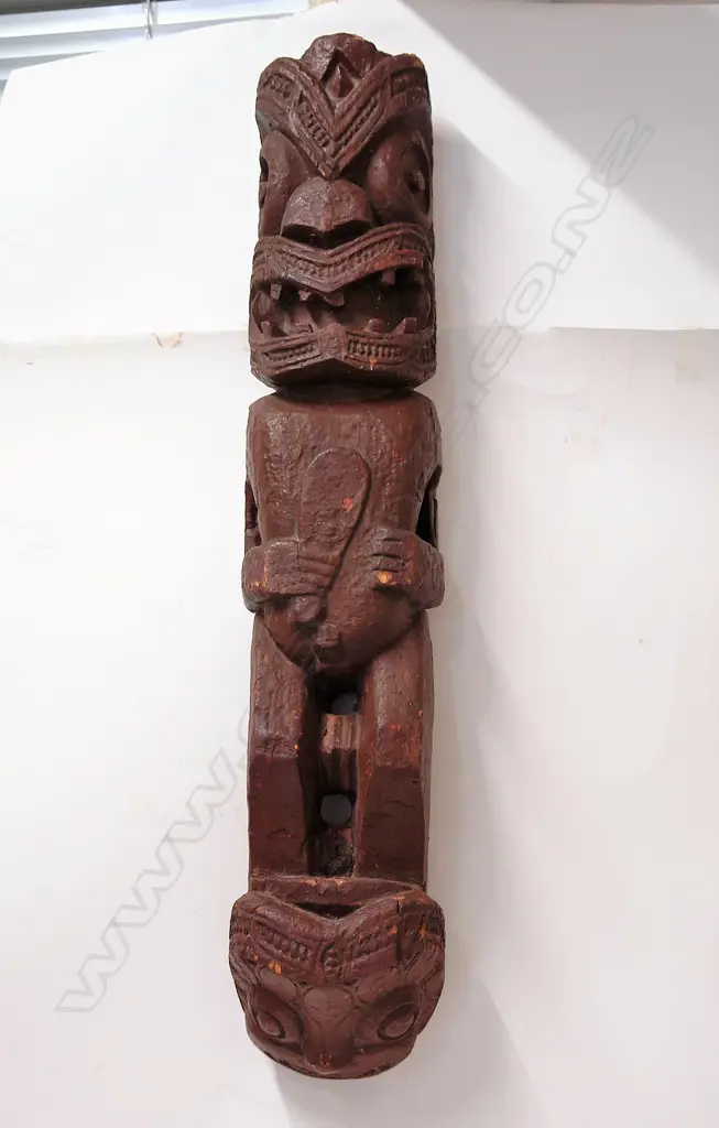 19thC Maori tekoteko figure Image 1++