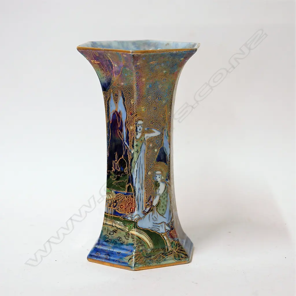 An Art Deco Wilton Ware Fairyland lustre vase Image 1++