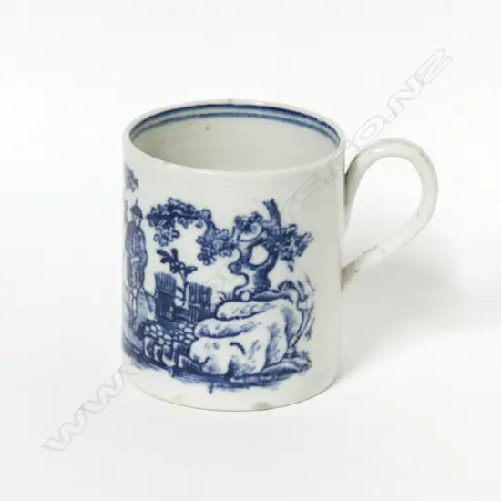 An 18thC Seth Pennington (Liverpool) blue and white porcelain coffee can