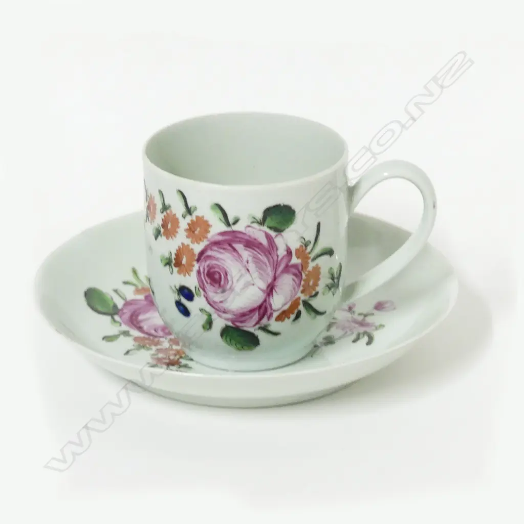 An 18thC Chaffers Liverpool coffee cup and matching saucer dish Image 1++