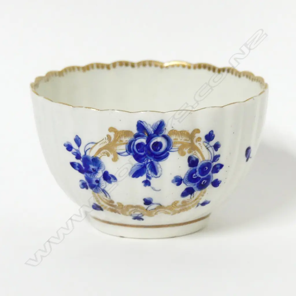 WORCESTER DRY BLUE TEA BOWL Image 1++
