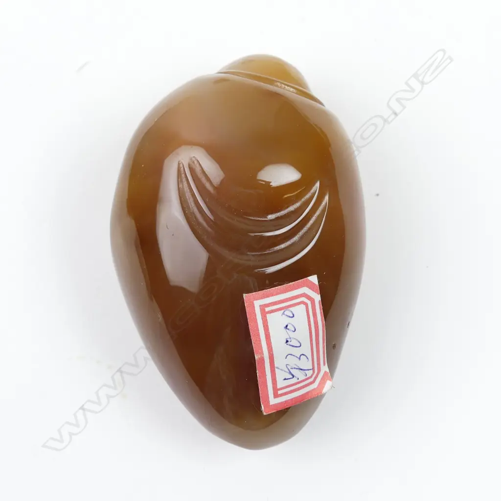A Chinese carved agate handling piece Image 1++