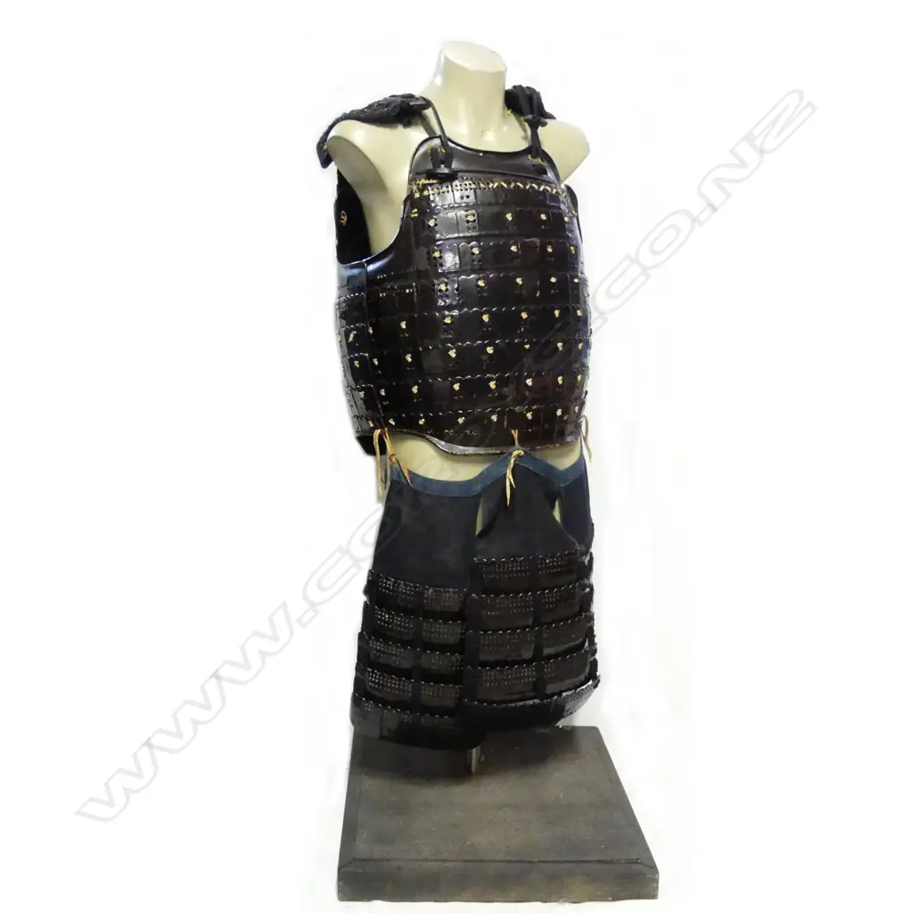 A partial suit of Japanese samurai armour Image 1++