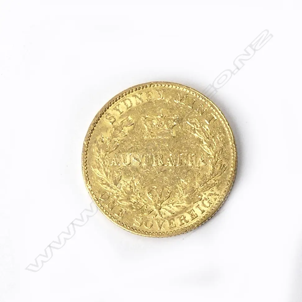 An Australian gold sovereign Image 1++