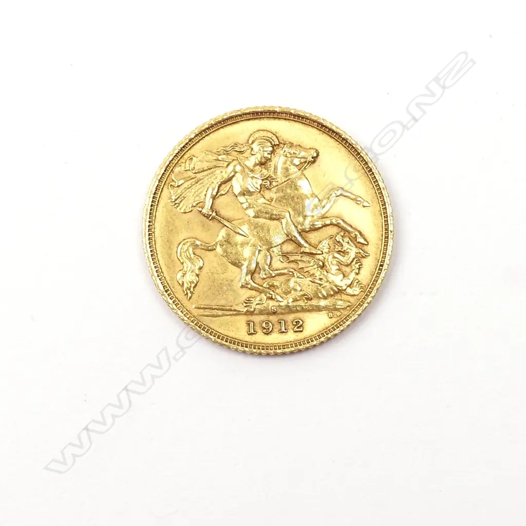 A 1912 gold half sovereign Image 1++
