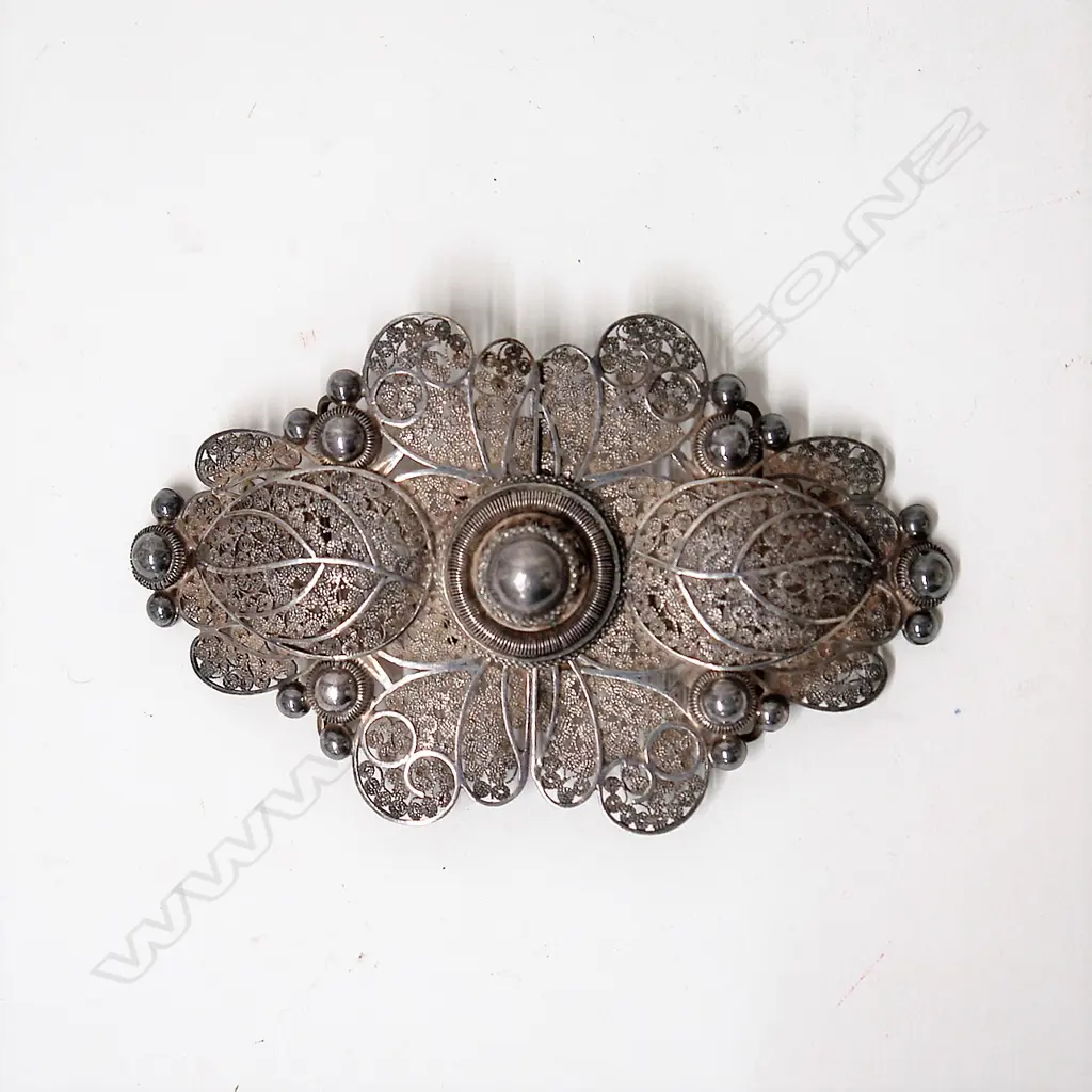 A vintage filigree silver elaborate two-piece buckle Image 1++