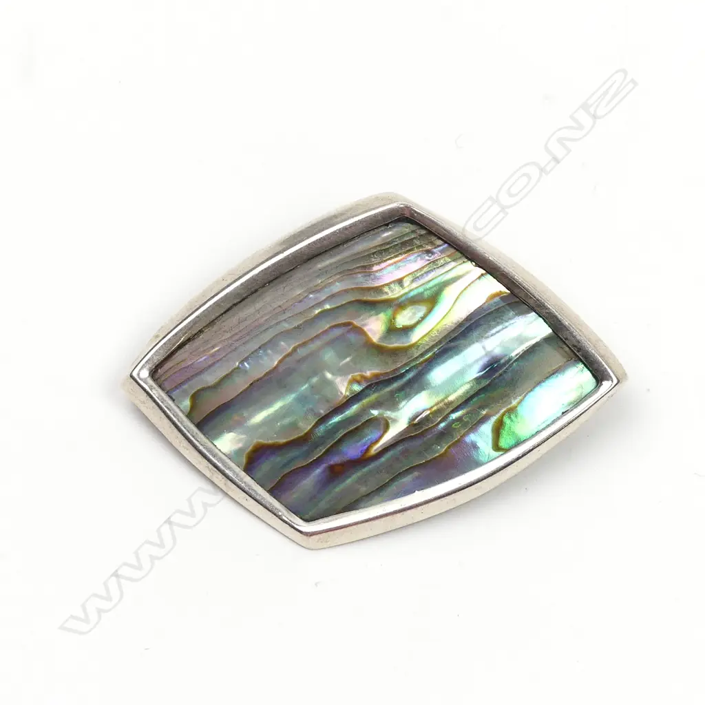 A c.1960 Aatahua silver and paua designer brooch Image 1++