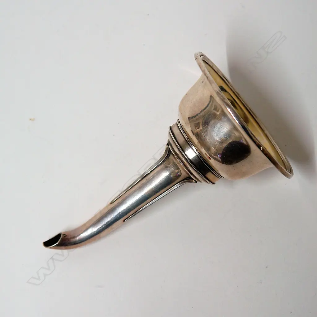 An early 19thC Old Sheffield Plate wine funnel Image 1++