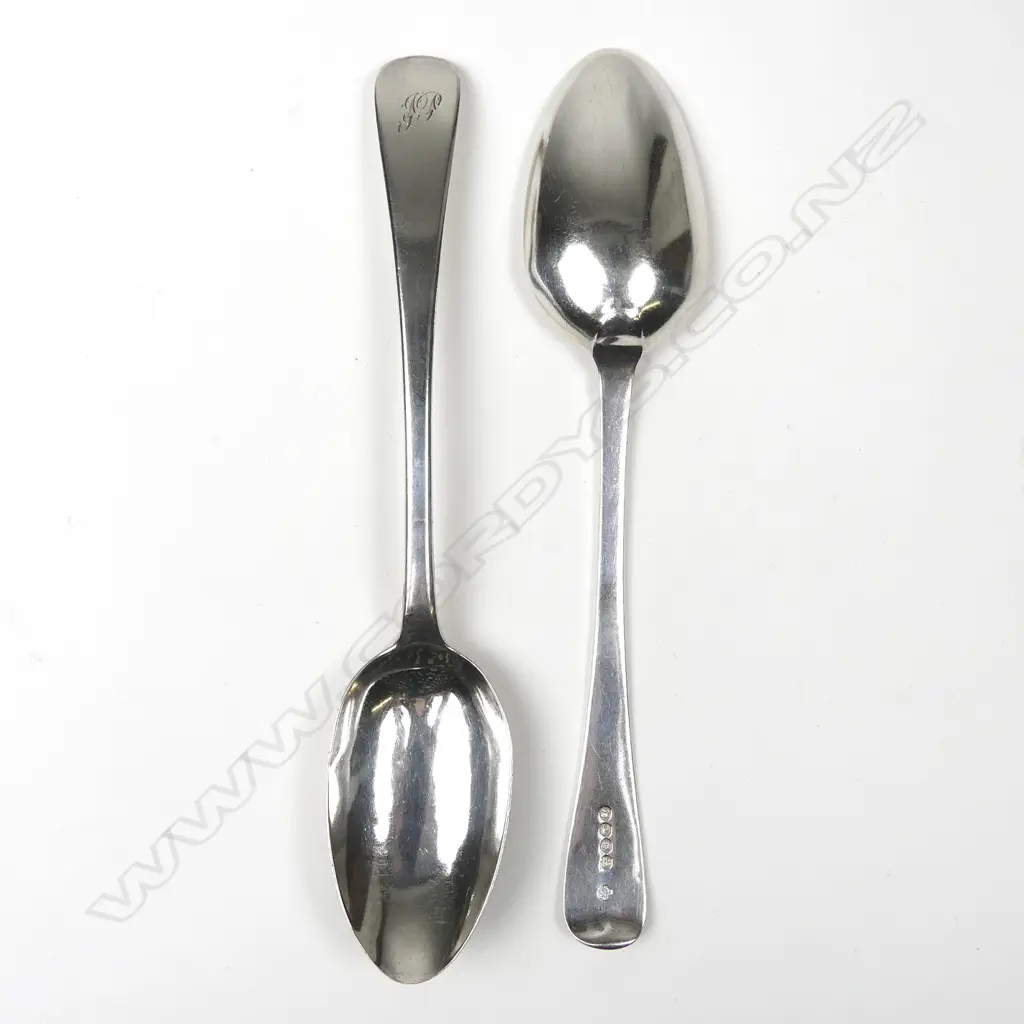 A pair of George III silver tablespoons Image 1++