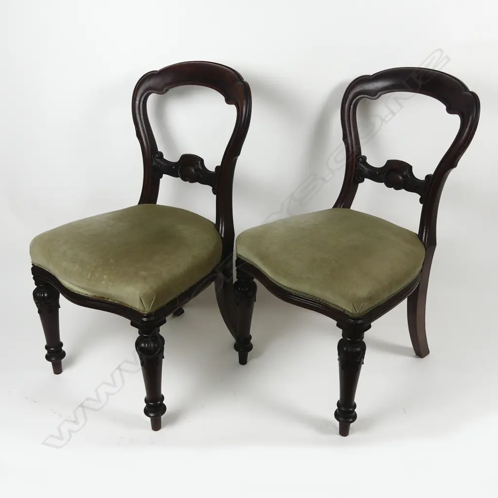 A set of six mahogany 'Admiralty' style balloon back dining chairs Image 1++