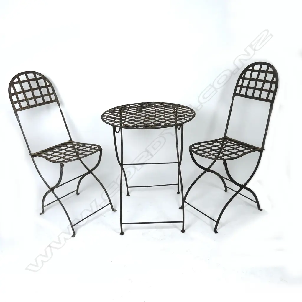 A French wrought iron outdoor table and chairs Image 1++