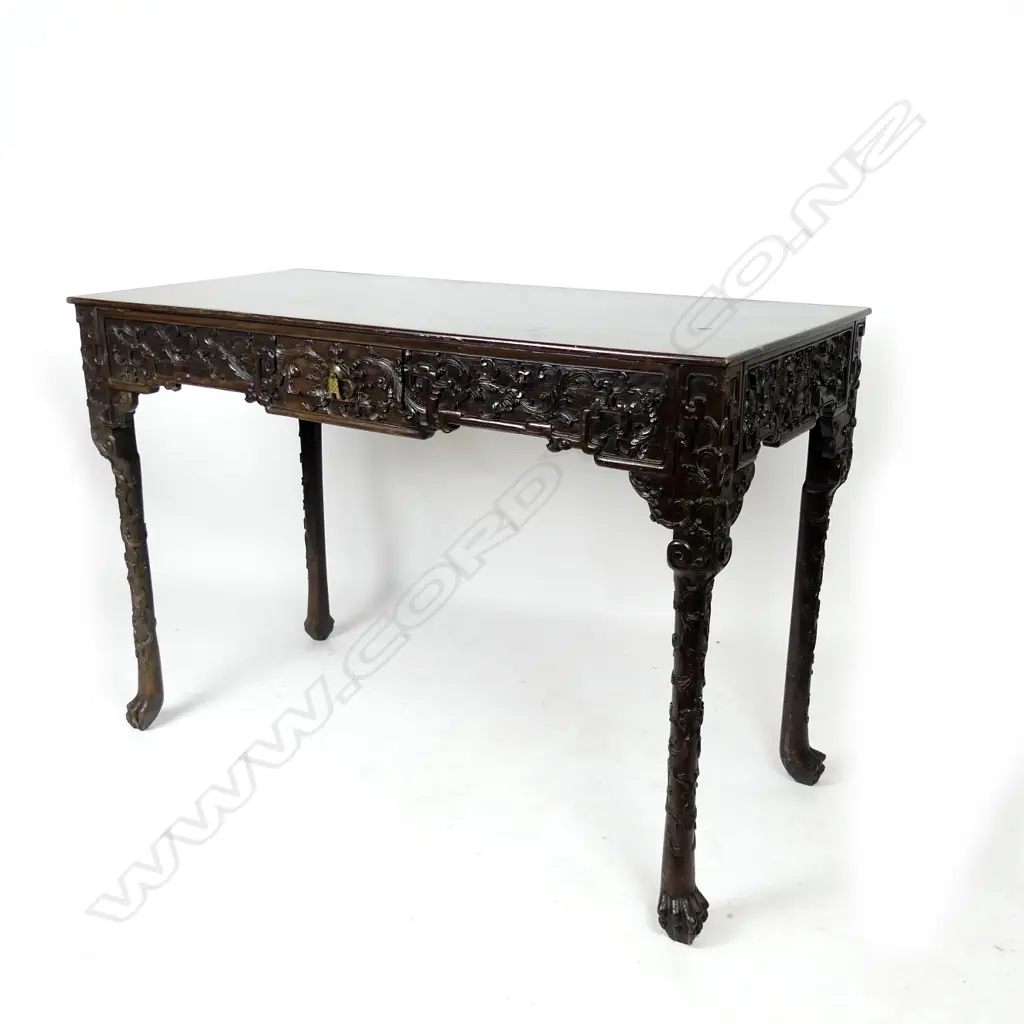 A Chinese rosewood console table Image 1++