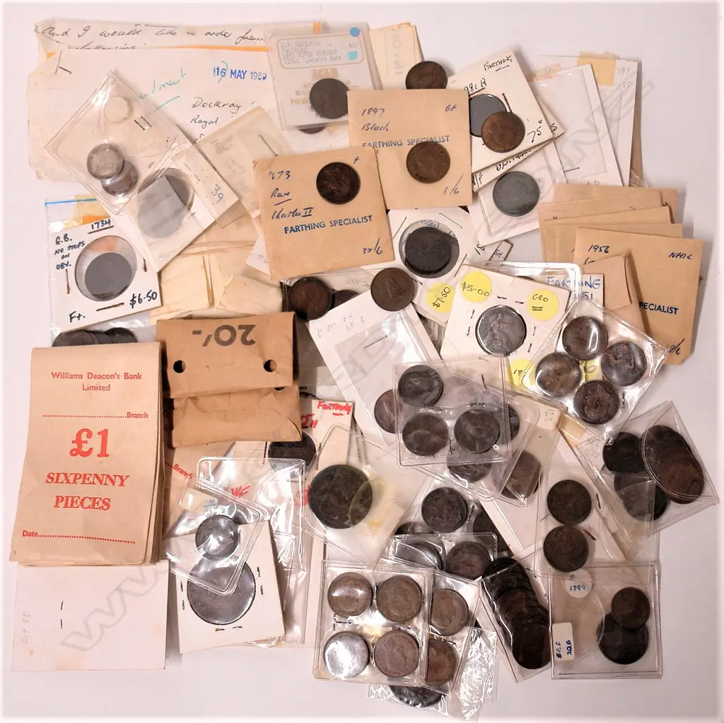 A large collection of mainly English 19th and 20thC copper coinage Image 1++