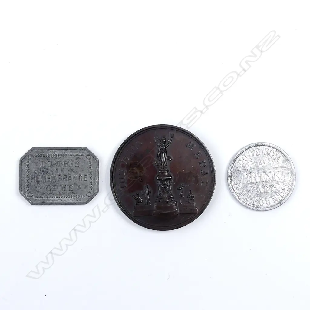 Two early N.Z. aluminium tokens and one bronze medal Image 1++