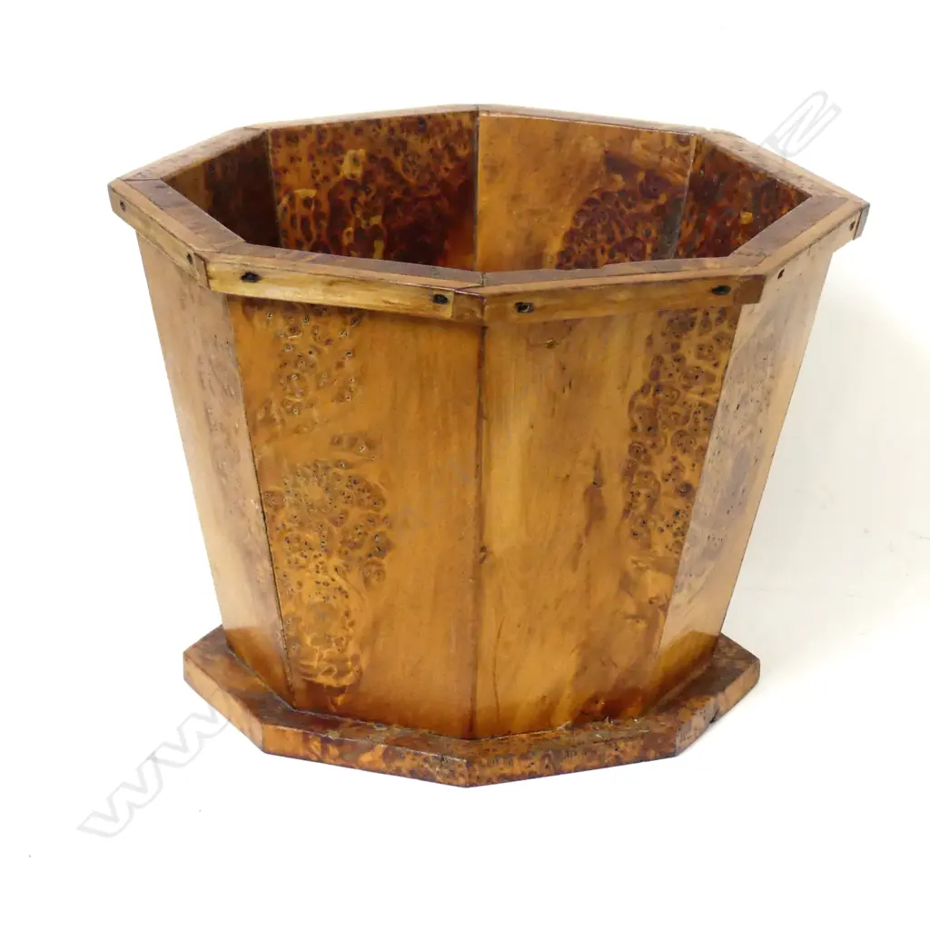 An unusual burr totara planter Image 1++