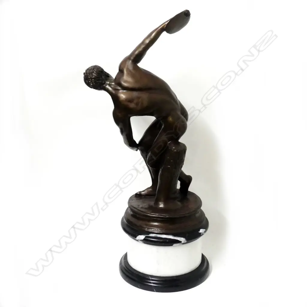 The Discobolus of Myron (The Discus Thrower) Image 1++