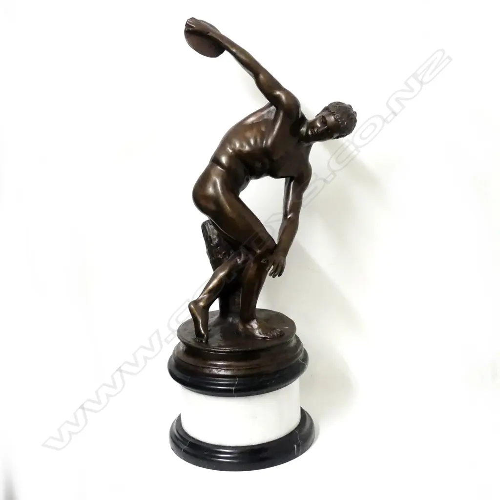 The Discobolus of Myron (The Discus Thrower) Image 1++
