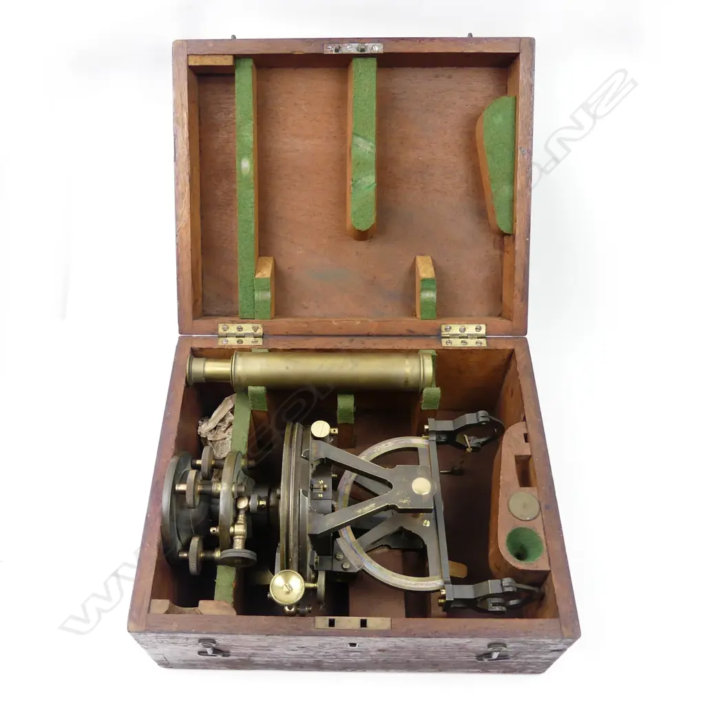 A Troughton Simms brass theodolite Image 1++