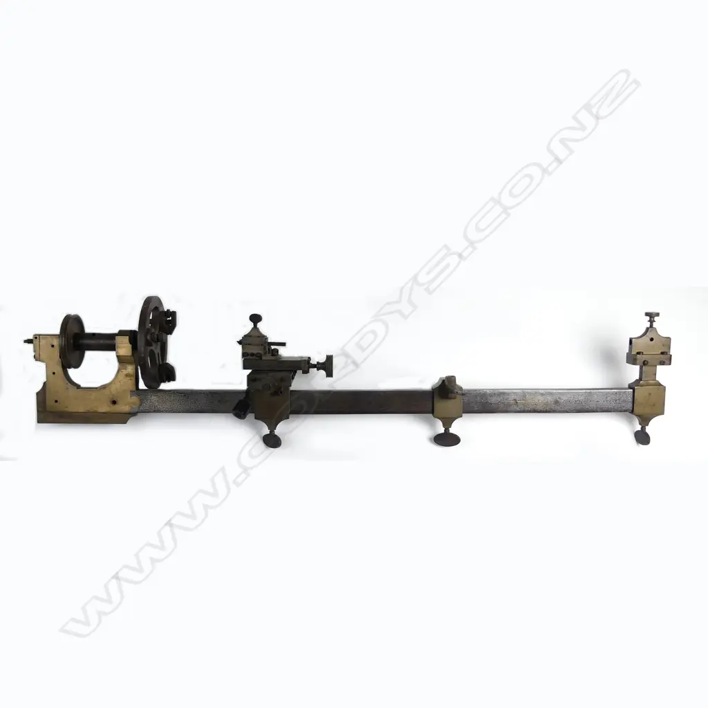 A 5½" x 27" lathe Image 1++