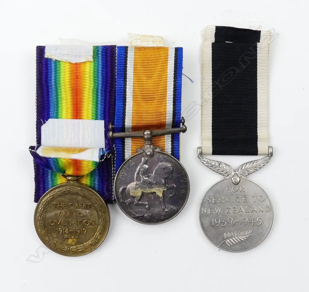A medal group Image 1++