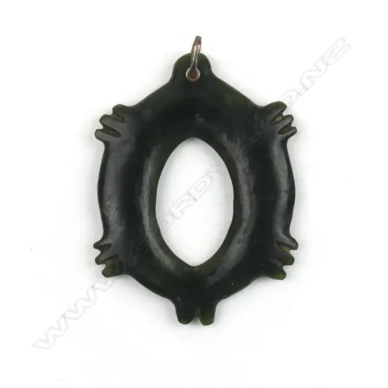 An early 20th/19thC pounamu kaka poria (bird leg ring/pendant)