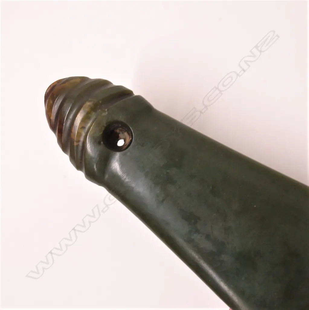 A good pre-contact/contact period mere pounamu Image 1++