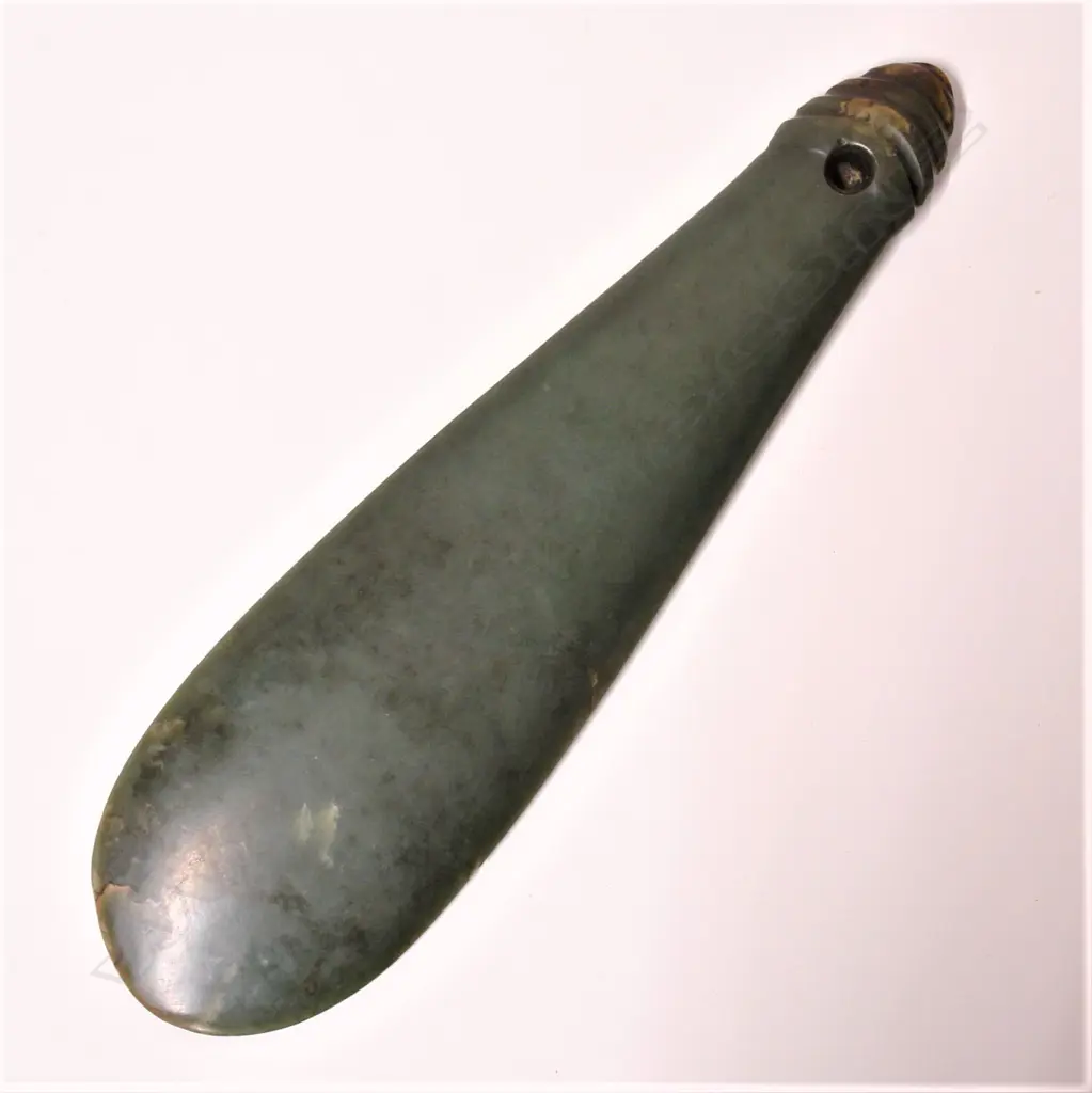 A good pre-contact/contact period mere pounamu Image 1++