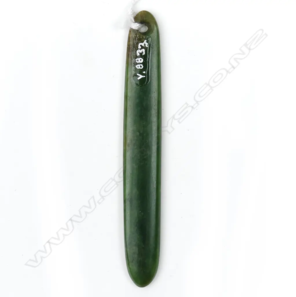 A pounamu kuru pendant Image 1++