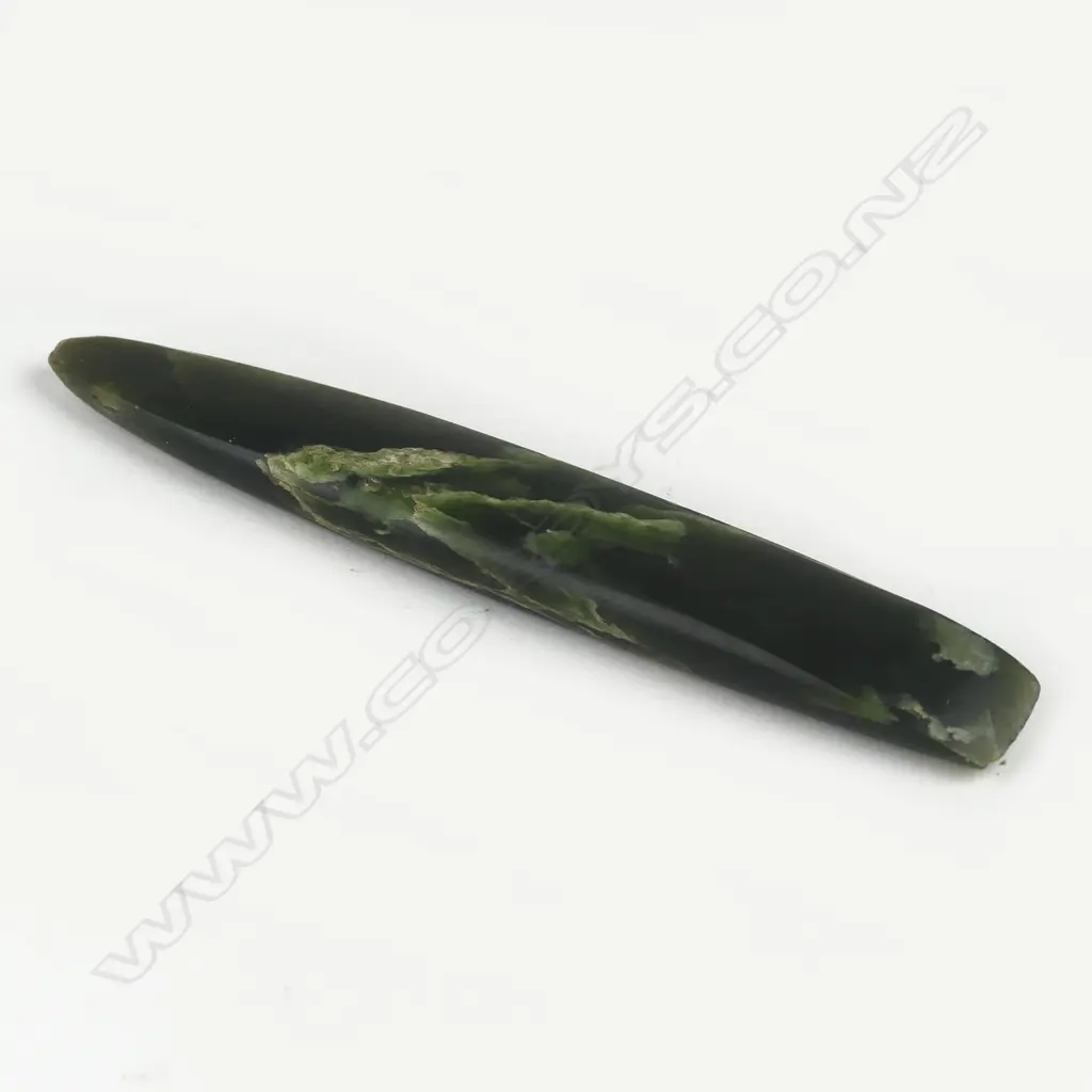 A 19thC or earlier pounamu whao (nephrite chisel) Image 1++