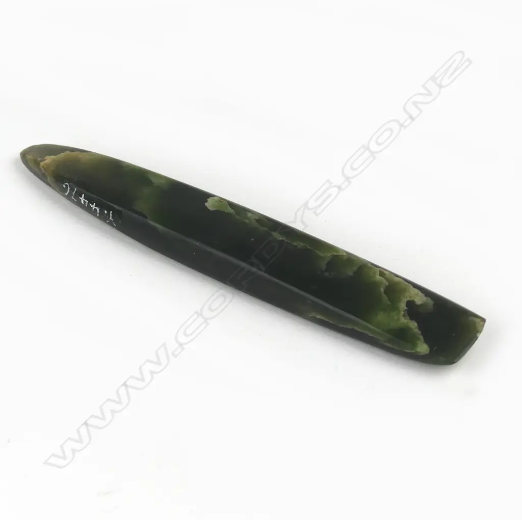 A 19thC or earlier pounamu whao (nephrite chisel) Image 1++