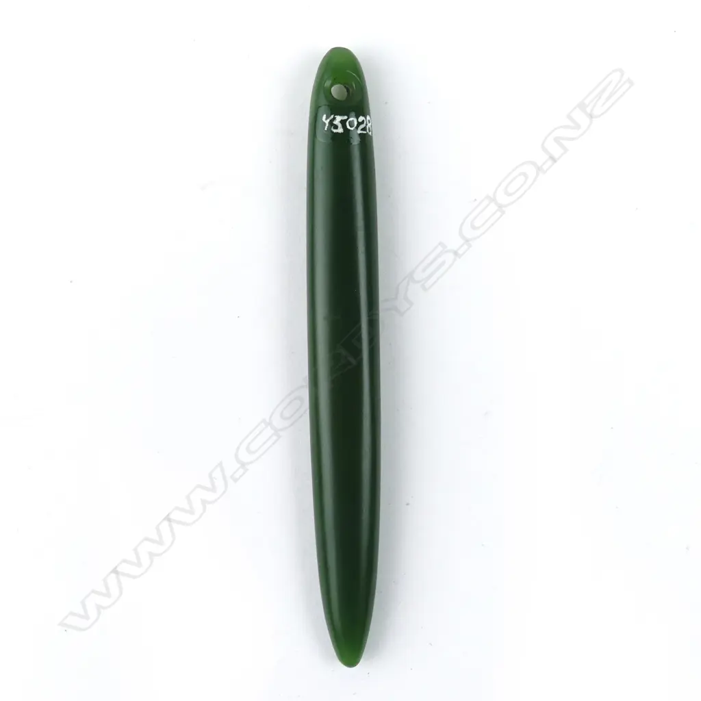A 19thC or earlier kuru pounamu (nephrite ear pendant) Image 1++