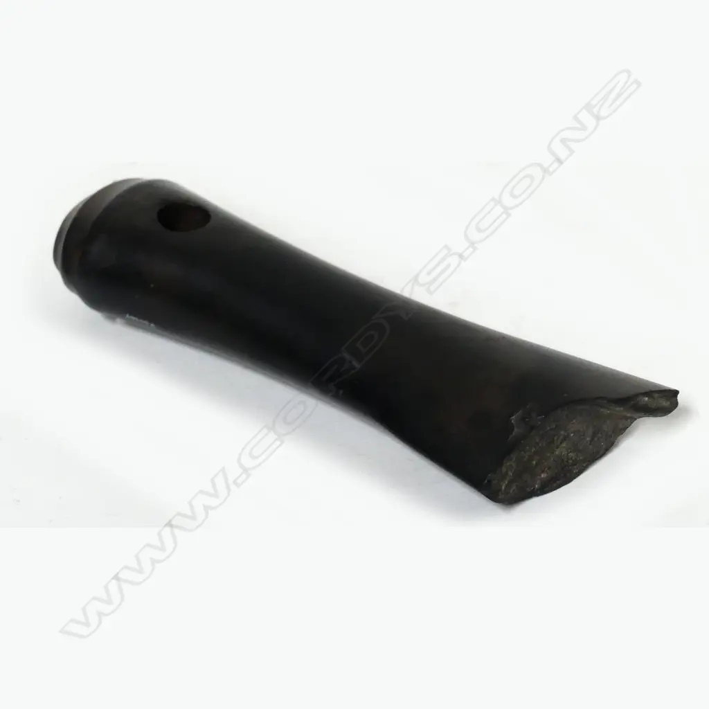 An old Maori patu onewa handle section Image 1++