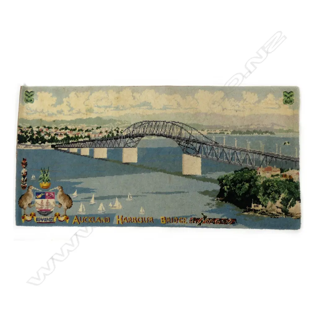 A vintage Feltex picture rug 'Auckland Harbour Bridge' Image 1++