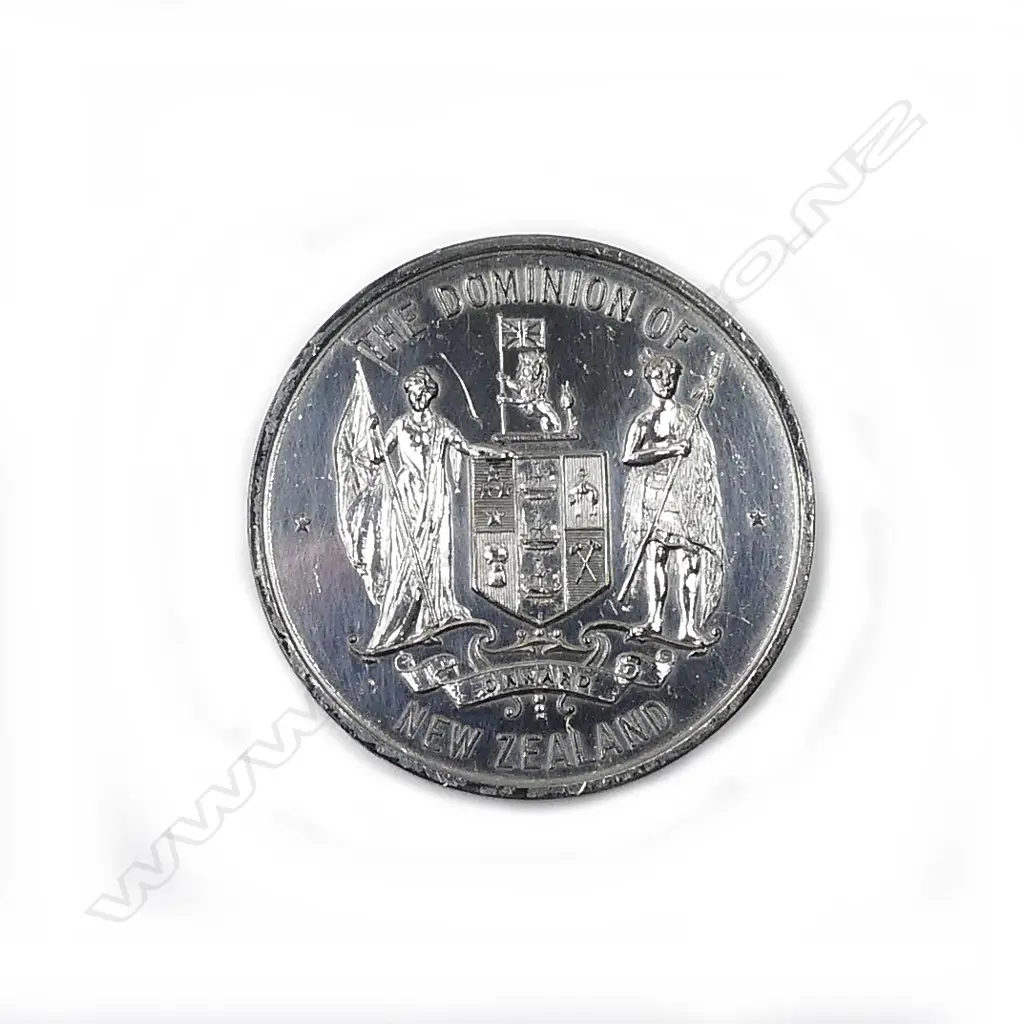 A scarce silver medal for the visit of H.M.S. New Zealand 1913 Image 1++