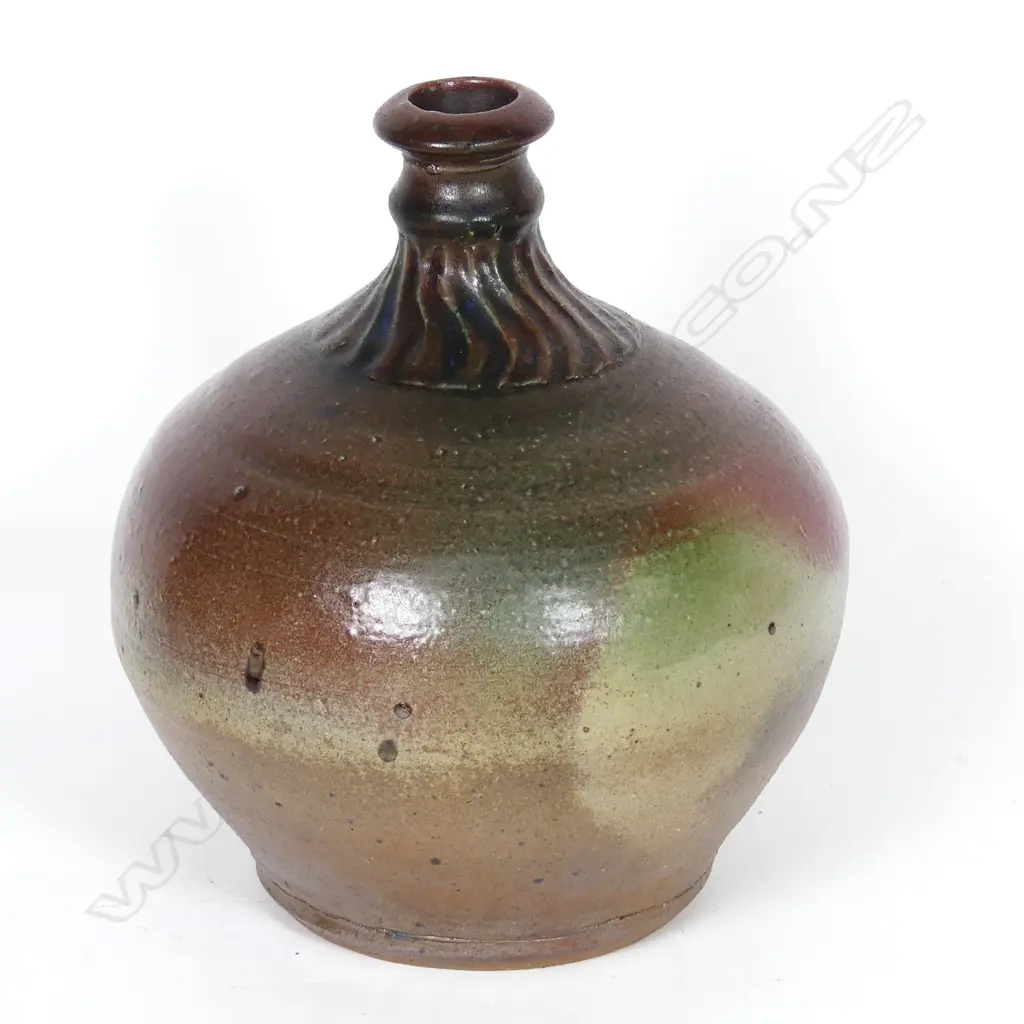 Attributed Warren Tippett spherical vase Image 1++