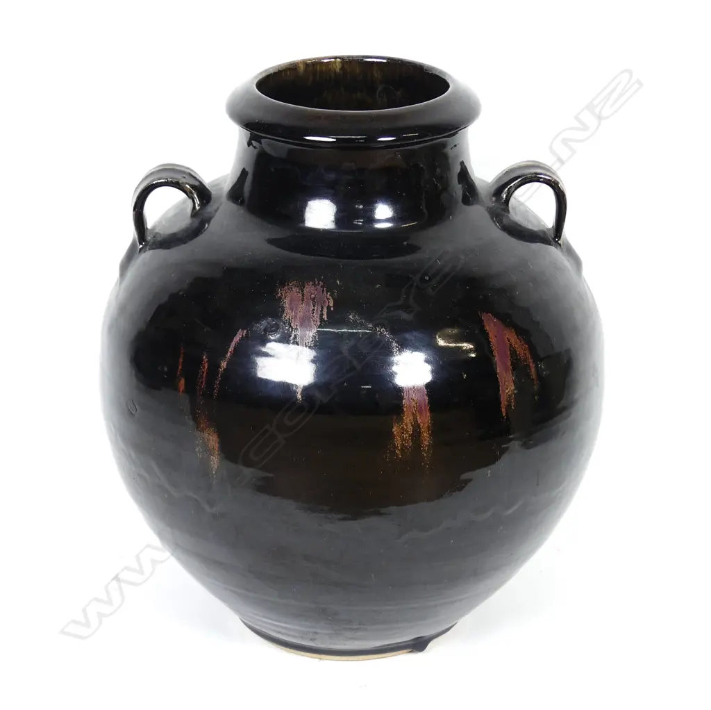 Attributed Nicholas Brandon large N.Z. studio pottery floor pot Image 1++