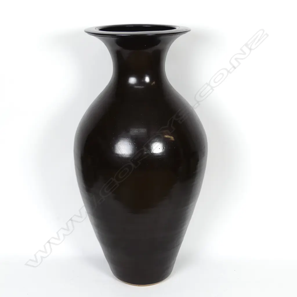 Peter Collis large baluster floor vase Image 1++
