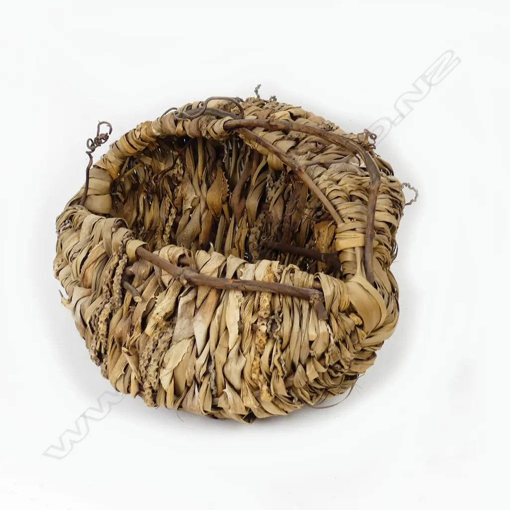 Ruth Castle large woven basket Image 1++