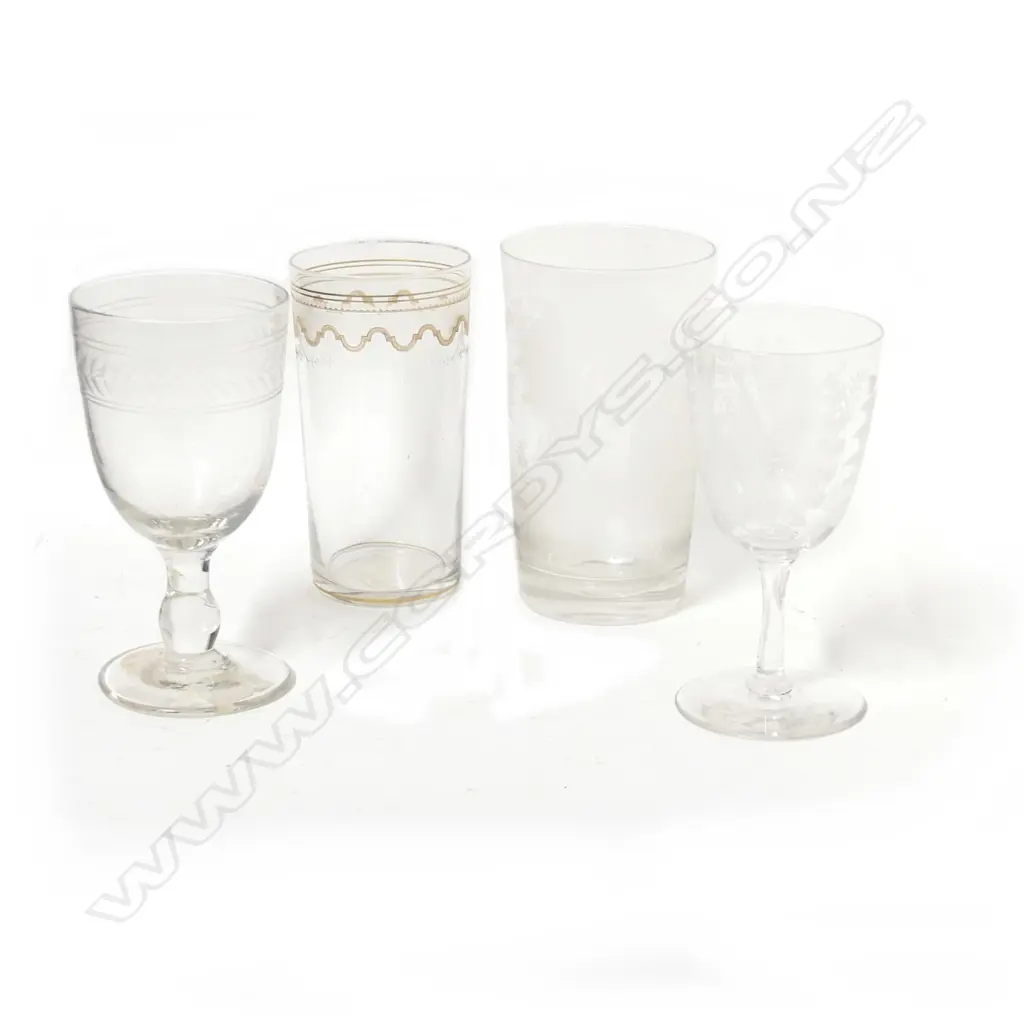 A Georgian etched beer glass Image 1++