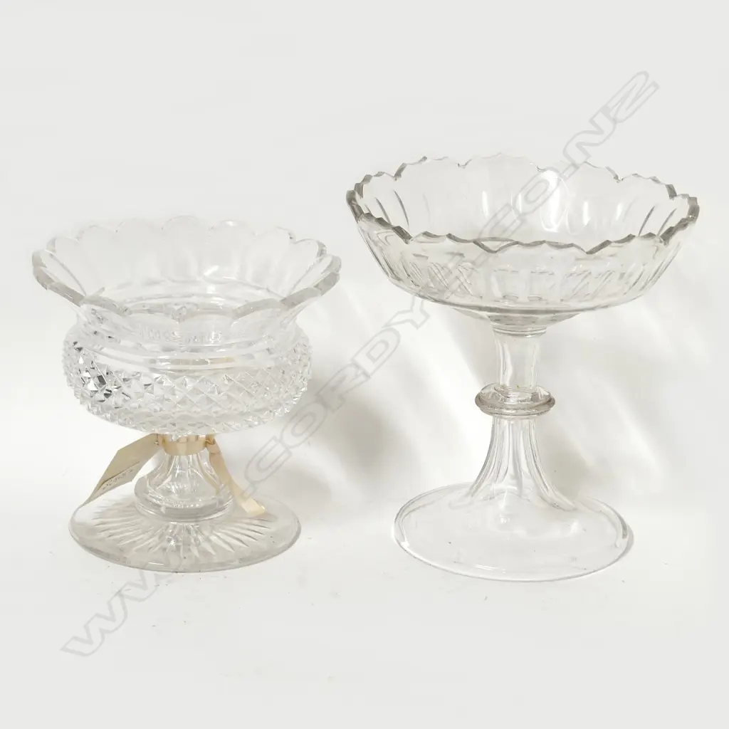 An Irish cut glass sweetmeat dish Image 1++