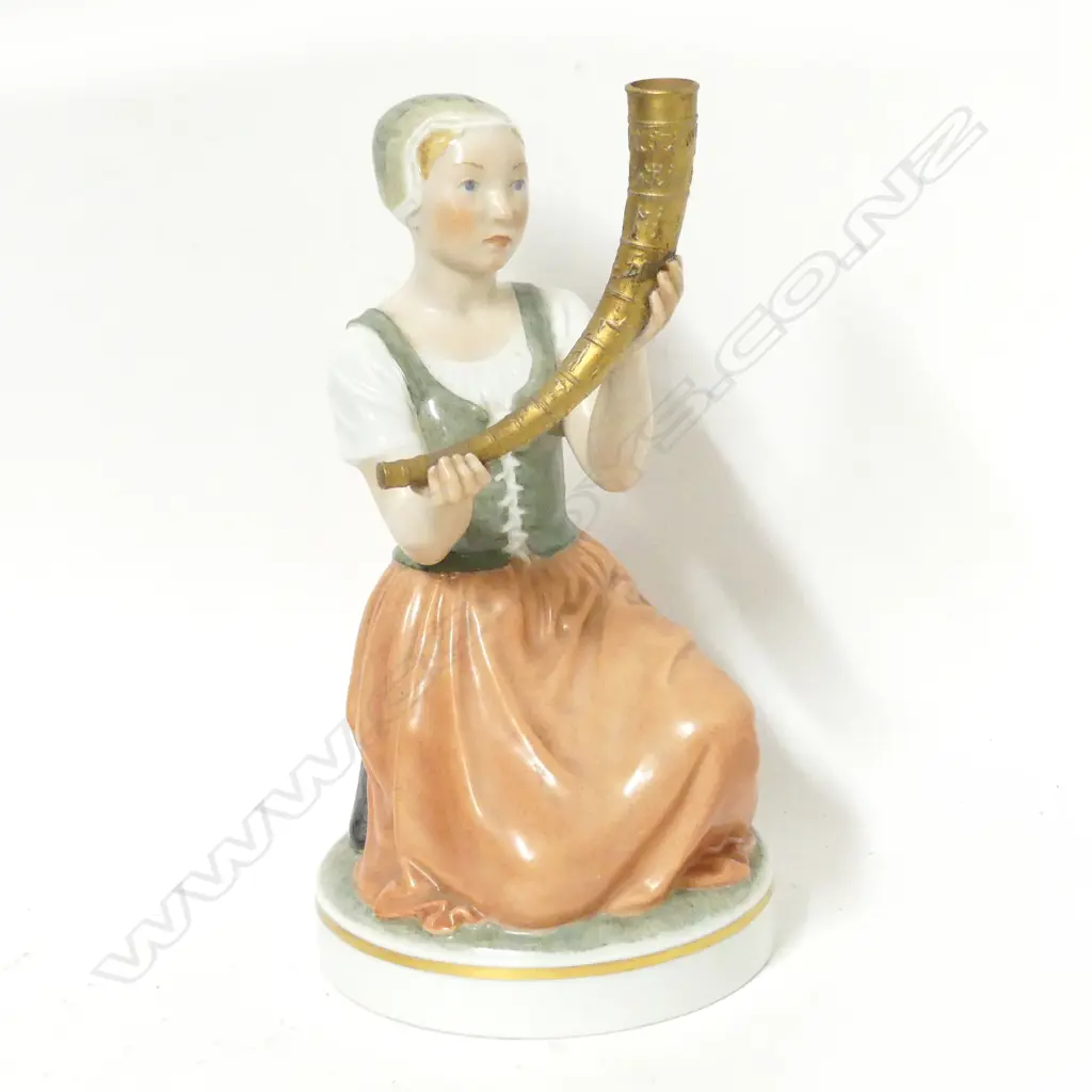 Royal Copenhagen porcelain figurine Image 1++