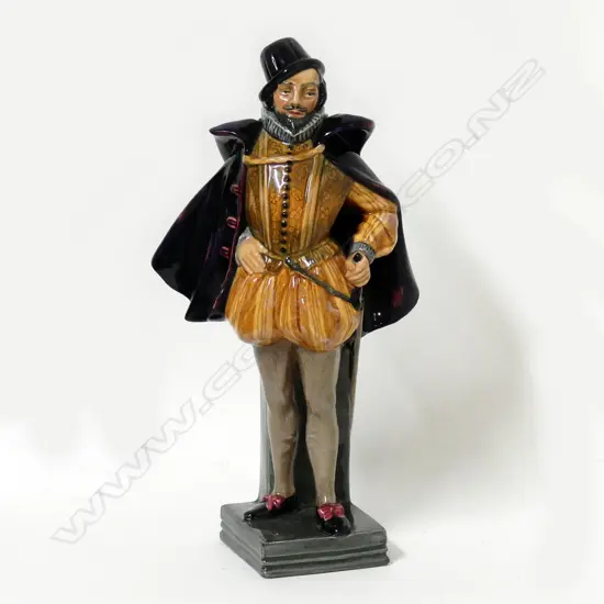 Royal Doulton 'Sir Walter Raleigh' figure