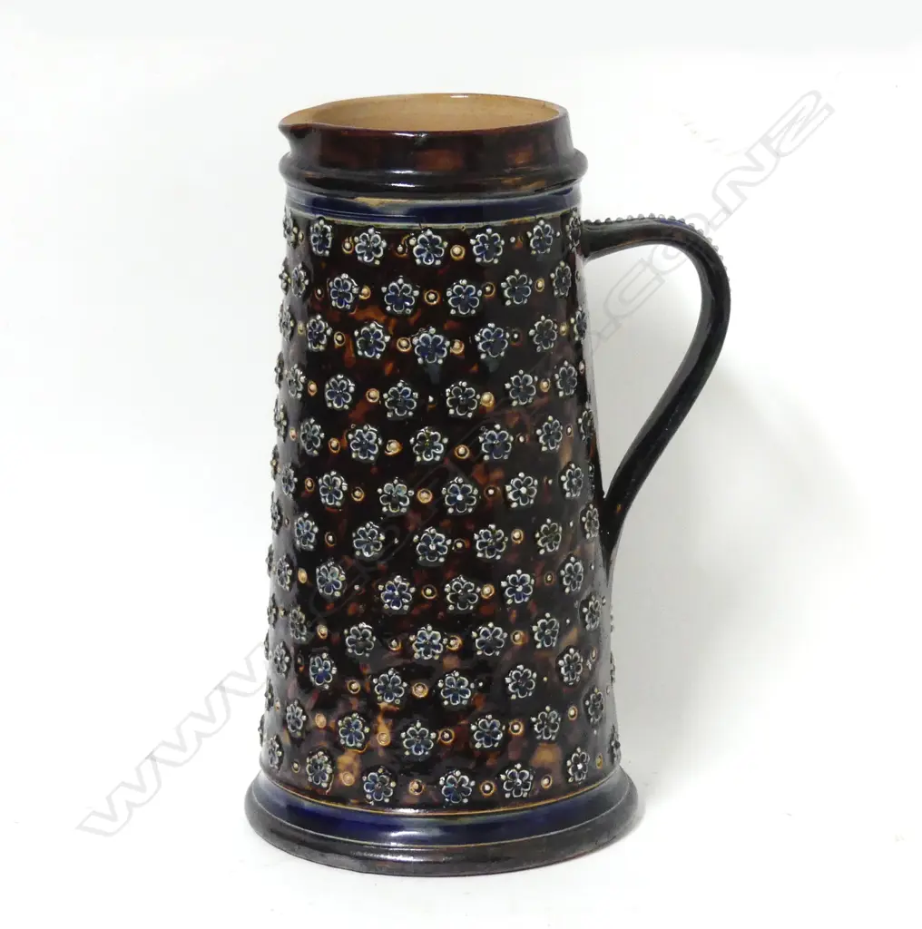 A Doulton tall jug Image 1++