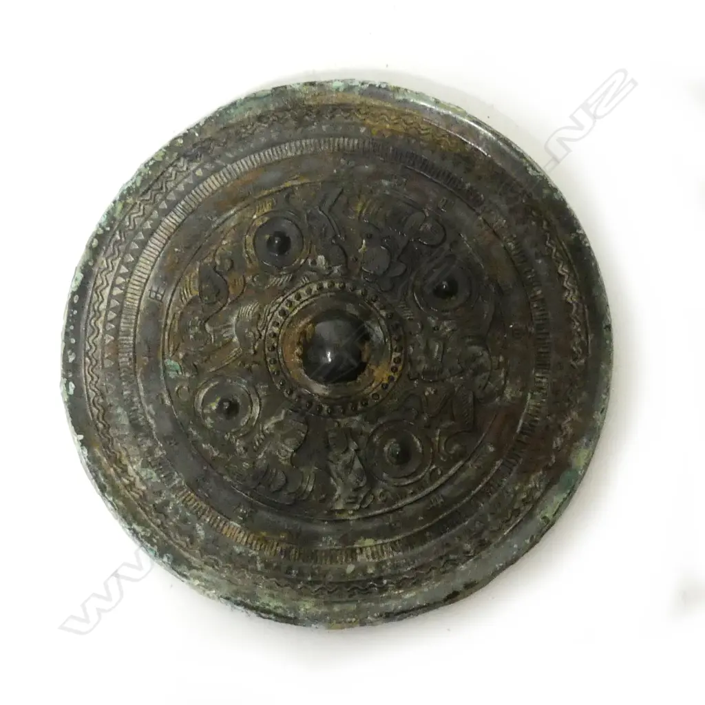 A Chinese circular bronze mirror Image 1++