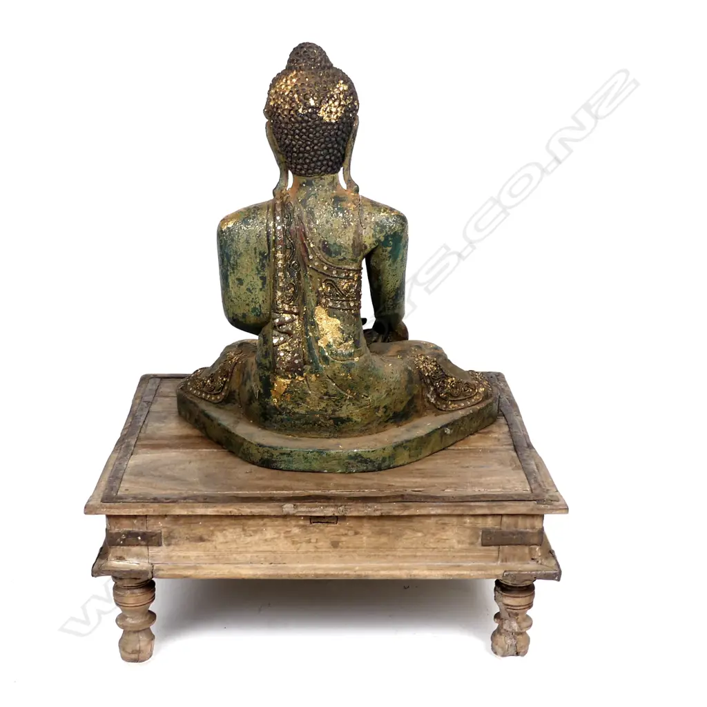 A vintage wooden Buddha Image 1++